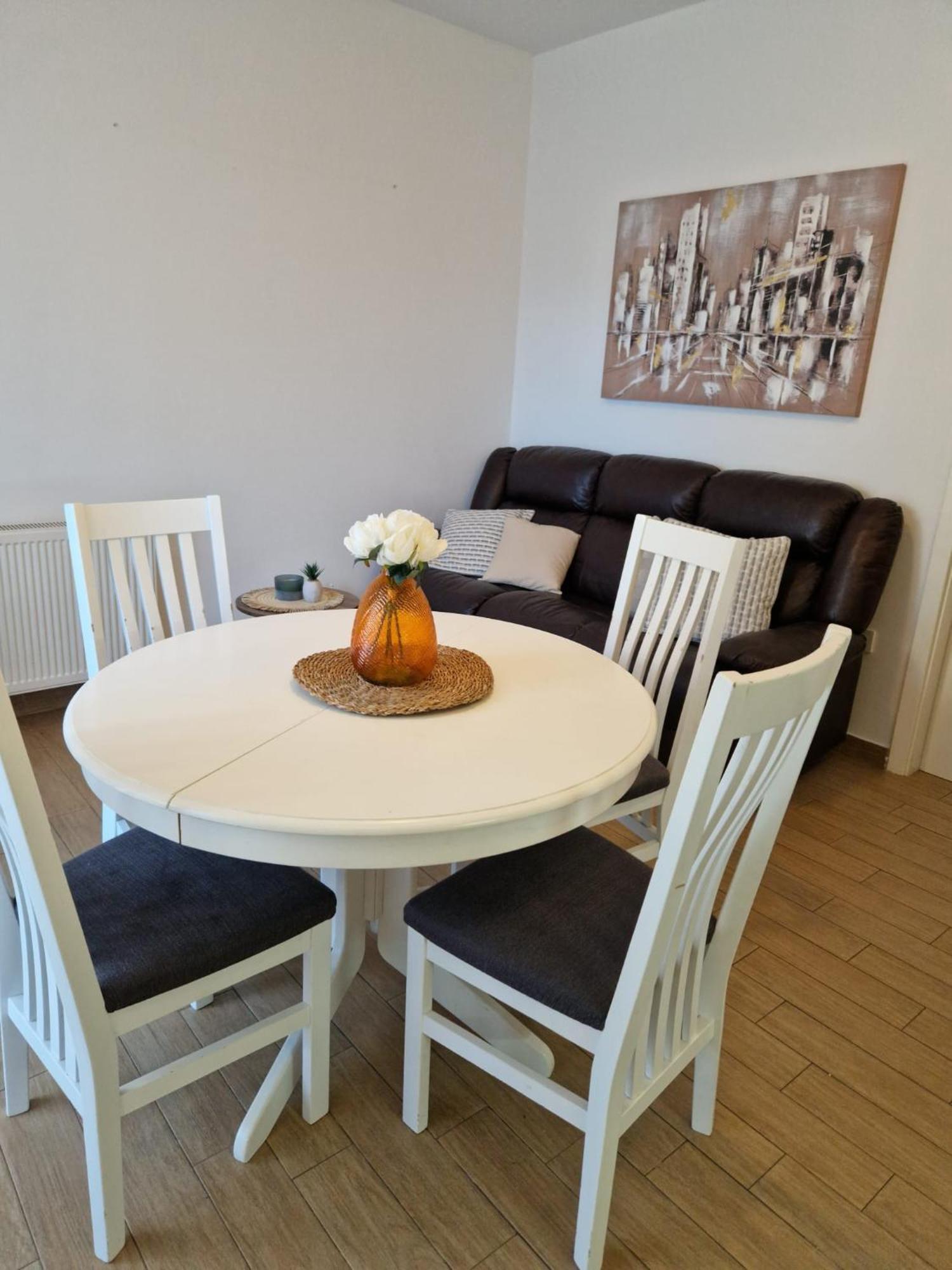 Apartments G Трогир Стая снимка